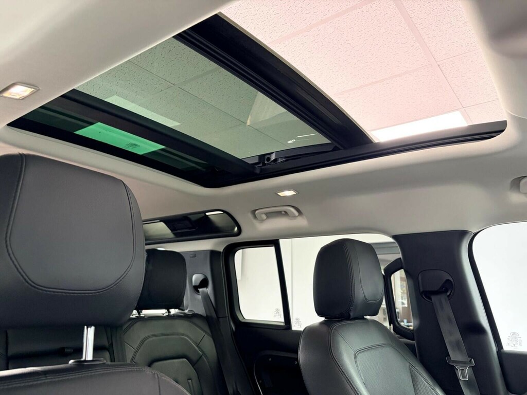 Land Rover Defender 110 2.0 P400e X-dynamic Hse 110 Black #13