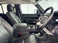 Land Rover Defender 110 2.0 P400e X-dynamic Hse 110 Black #35