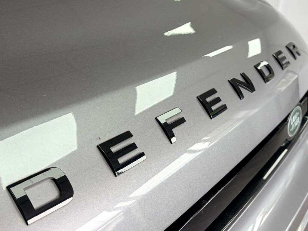Land Rover Defender 110 2.0 P400e X-dynamic Hse 110 Black #31