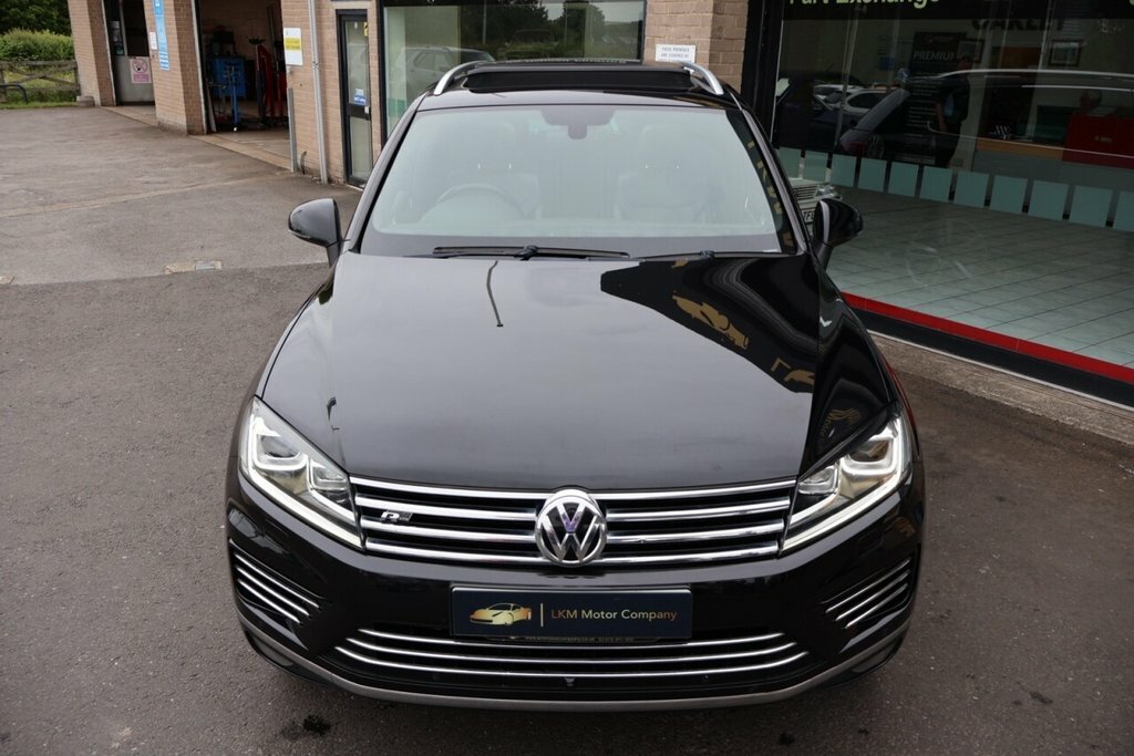 Volkswagen Touareg 3L R-line Plus MV17WSW Black #4