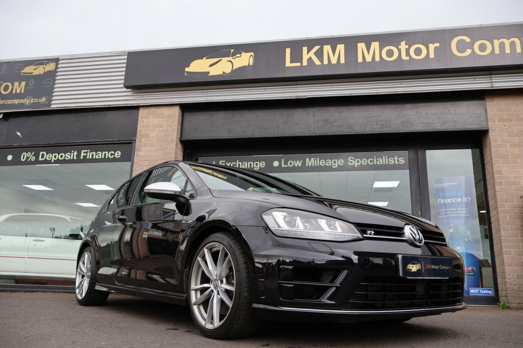 Volkswagen Golf 2L R Black