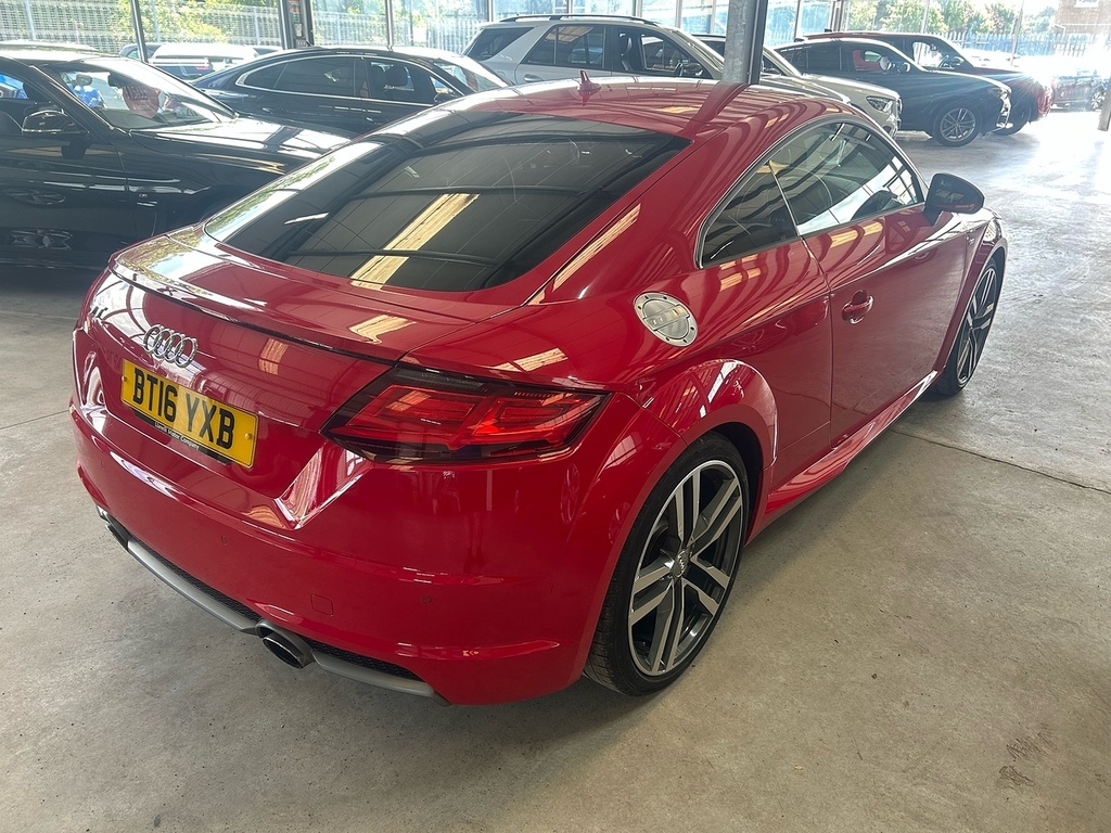 Audi TT Tfsi S Line BT16YXB Red #4