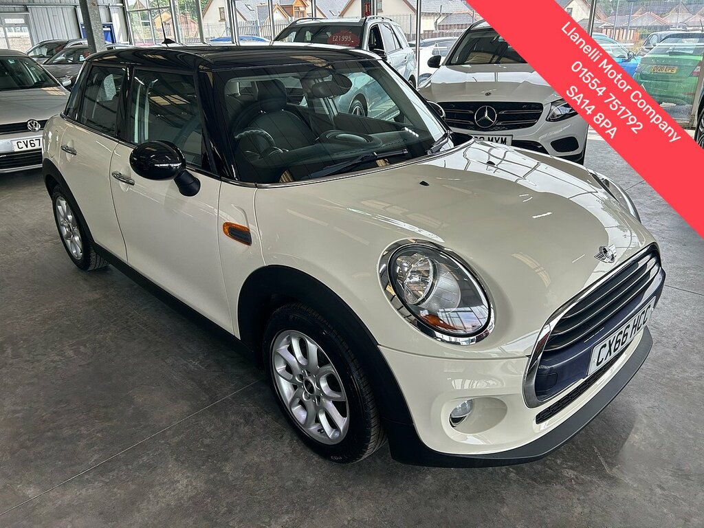 Mini Hatch Cooper Brown