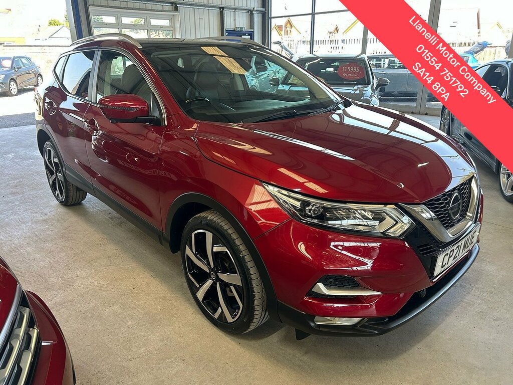 Nissan Qashqai Dig-t N-motion Red