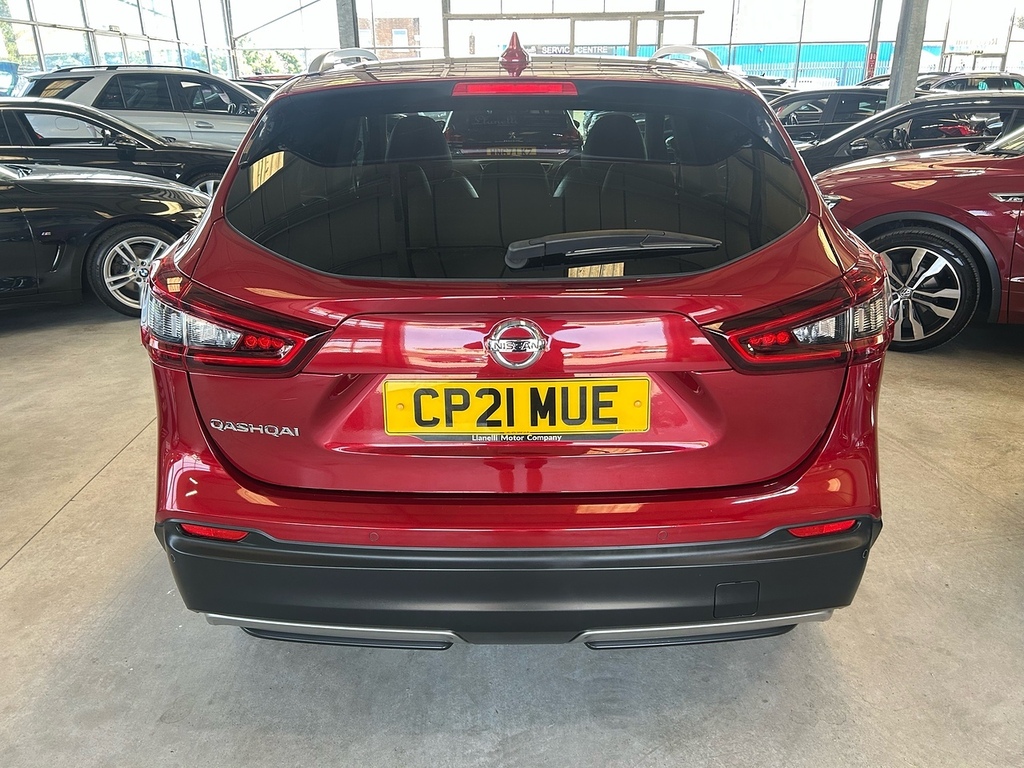 Nissan Qashqai Dig-t N-motion CP21MUE Red #6
