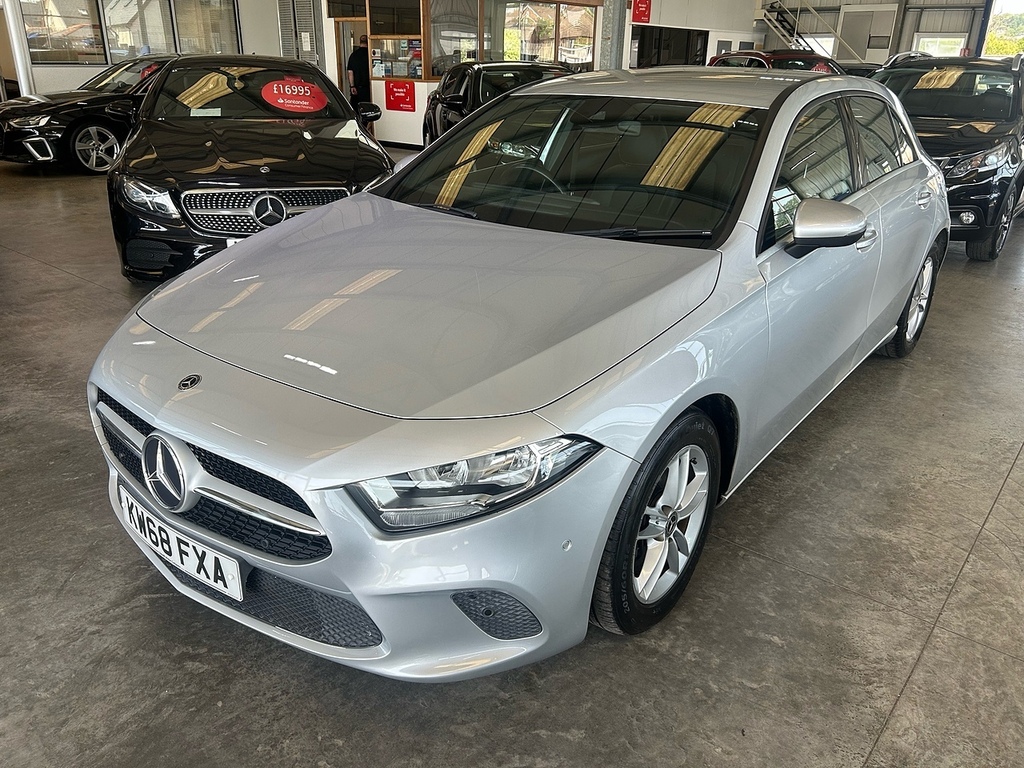 Mercedes-Benz A Class A180d Se KW68FXA Silver #2