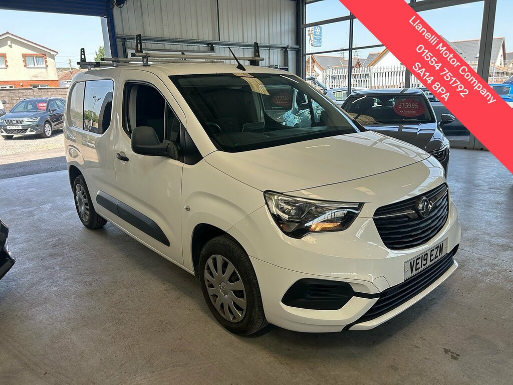 Vauxhall Combo Turbo D 2000 Sportive VE19EZM White