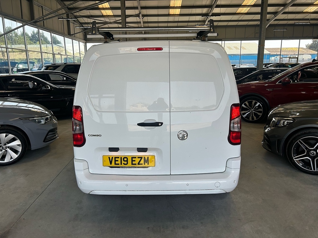 Vauxhall Combo Turbo D 2000 Sportive VE19EZM White #6