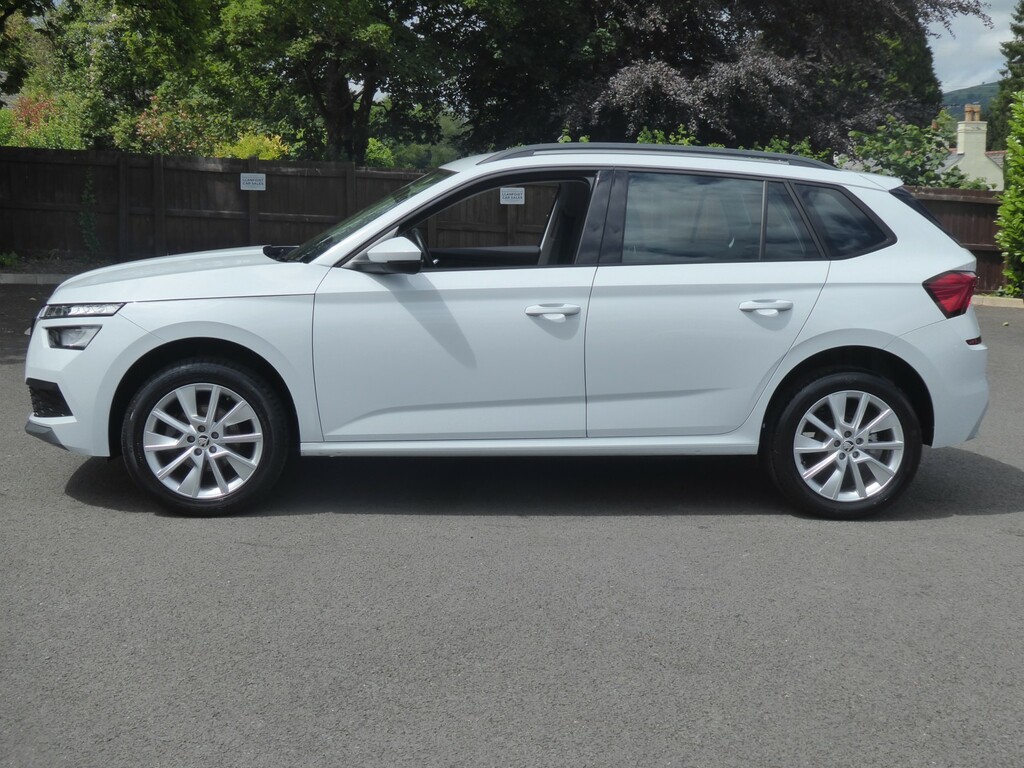 Skoda Kamiq Suv 1.0 Tsi Se 110 Dsg 202473 FH73OUV White #3