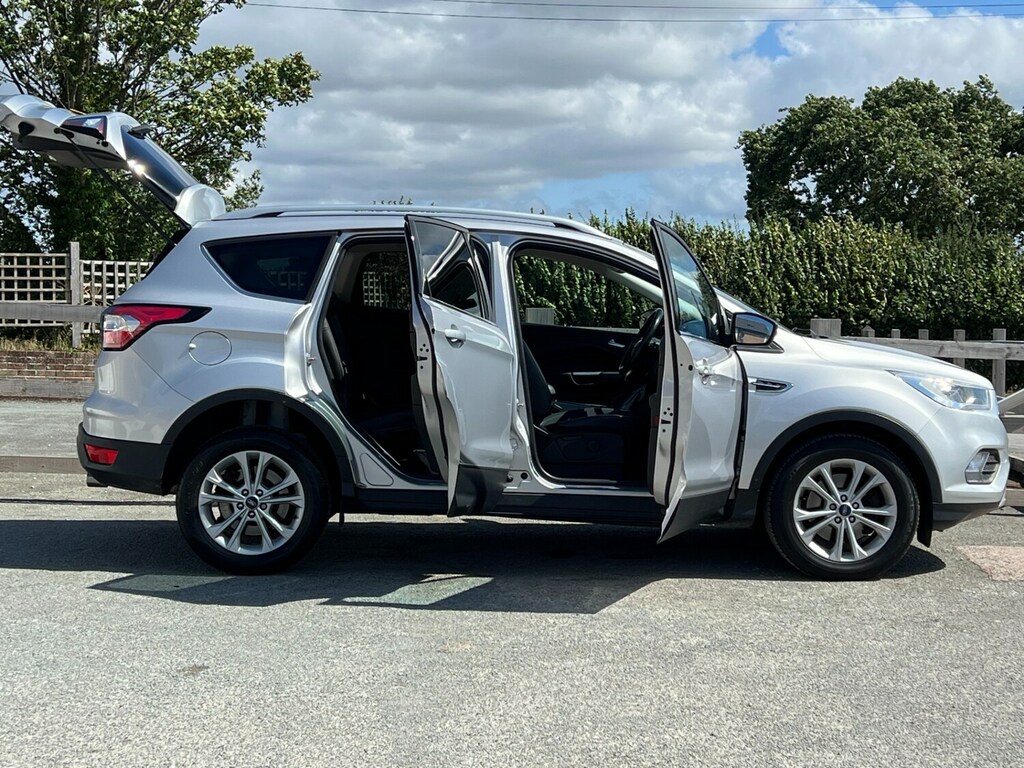 Ford Kuga 1.5 Tdci Titanium 2Wd Low Mileage, Full S Silver #2