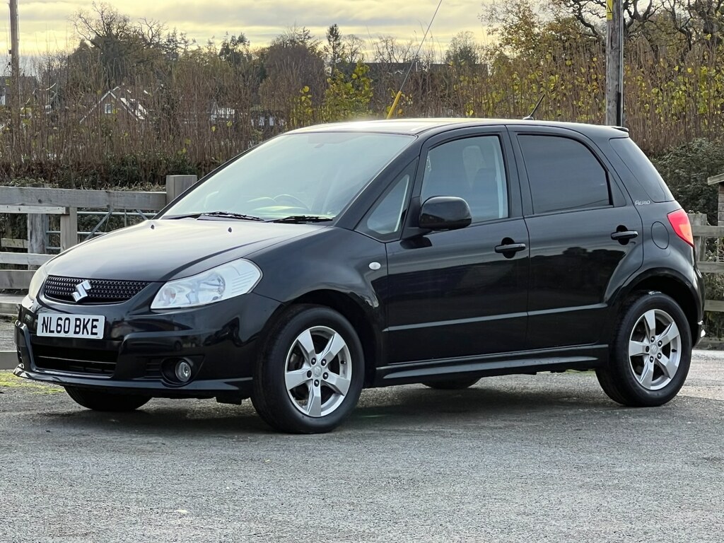 Suzuki SX4 1.6 Aerio Hpi Clear. Factory Black. New Mot Black