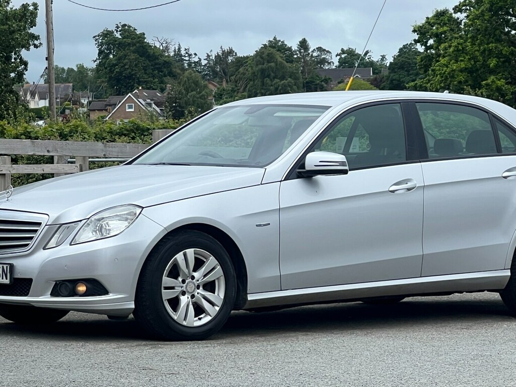 Mercedes-Benz E Class Saloon 2.1 E220 Cdi Blueefficiency Se 2010 Silver