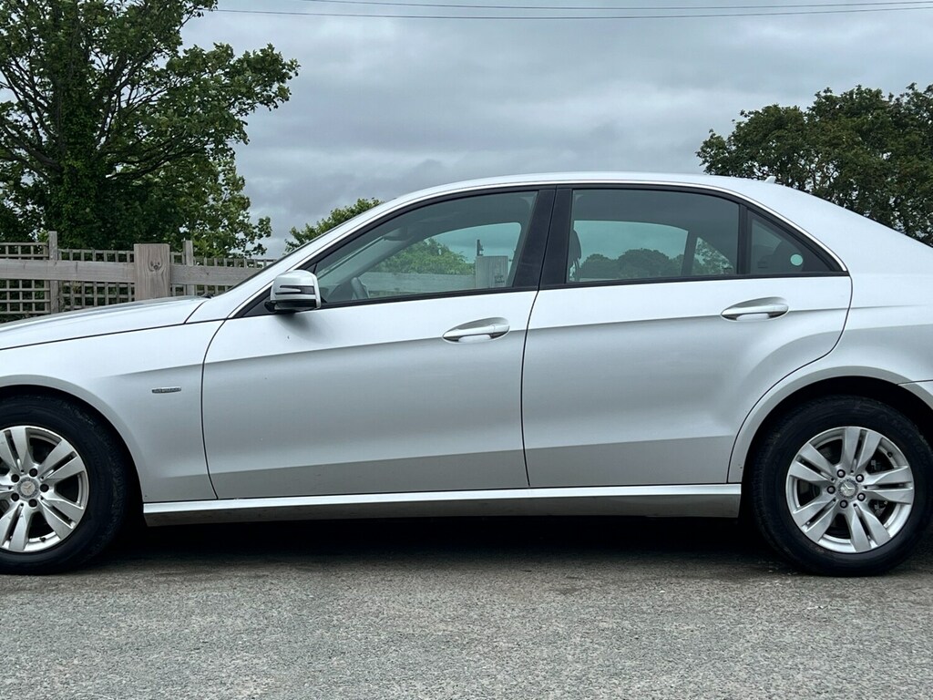 Mercedes-Benz E Class Saloon 2.1 E220 Cdi Blueefficiency Se 2010 NA60ZSN Silver #3