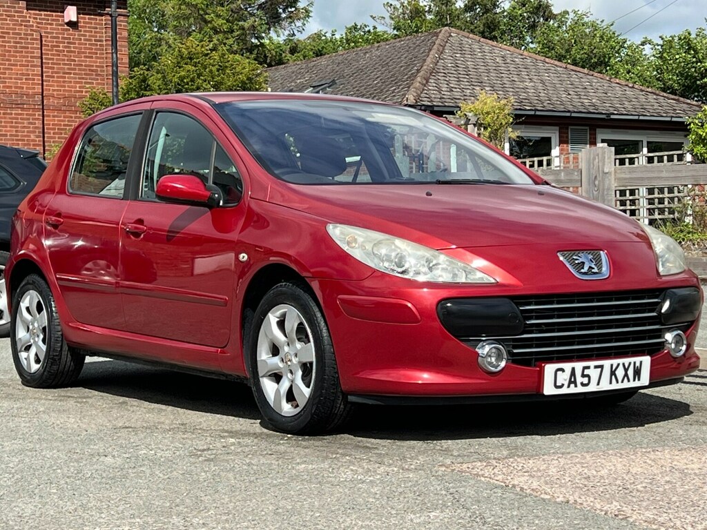 Peugeot 307 1.6 Hdi 90 S Hpi Clear Hdi Engine Red #4