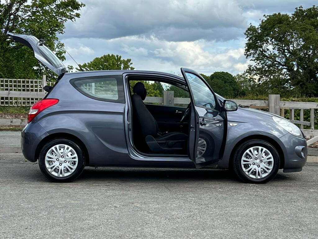 Hyundai I20 1.2 Classic Full Service History Low Miles Ful AP60BXA Grey #2