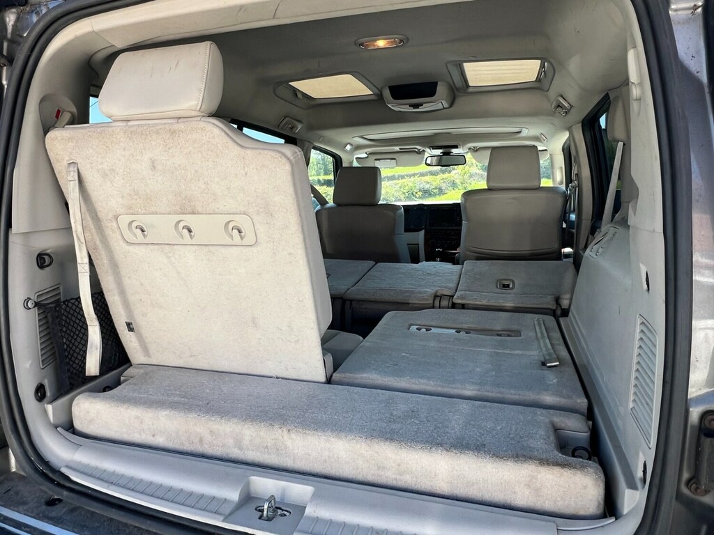 Jeep Commander Estate Grey #16