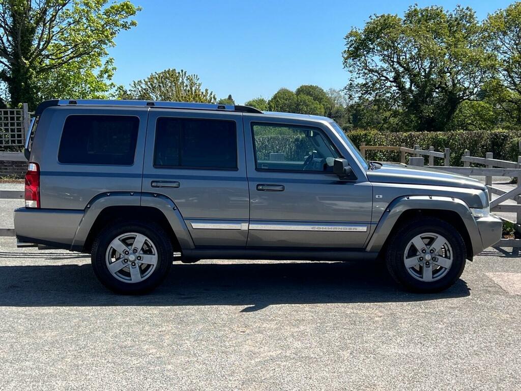 Jeep Commander Estate Grey #22