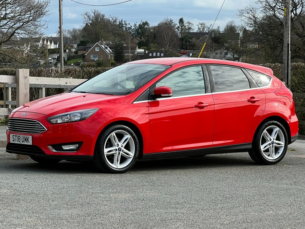 Ford Focus 1.0 Ecoboost 125 Titanium Bright Red , Top Spe Red