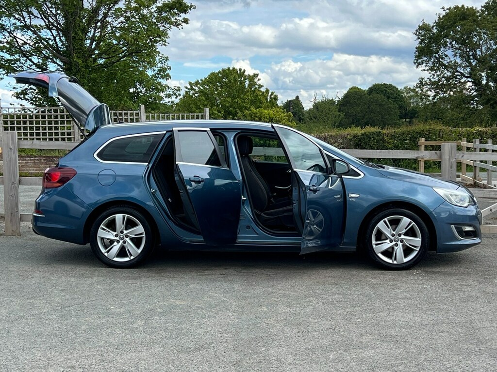 Vauxhall Astra 1.6I 16V Sri Estate Sports Tourer Hpi Clear Fu AU62UNG Blue #2