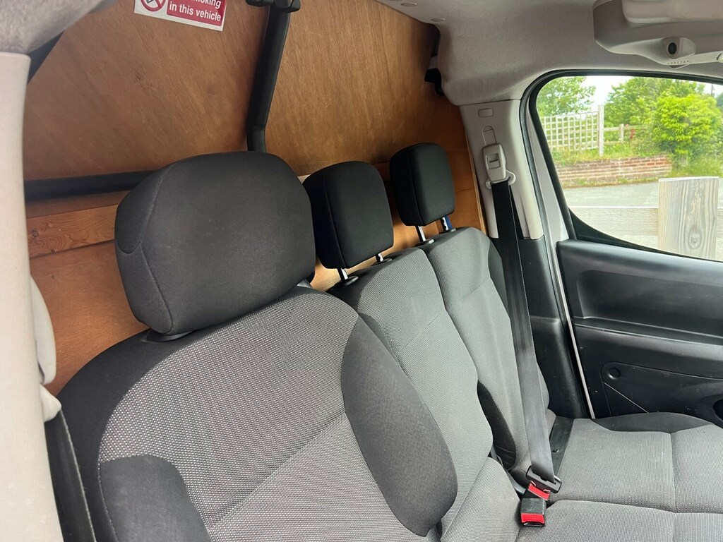 Citroen Berlingo Panel Van 1.6 Bluehdi 625 Enterprise 2019 CN68YSC White #3
