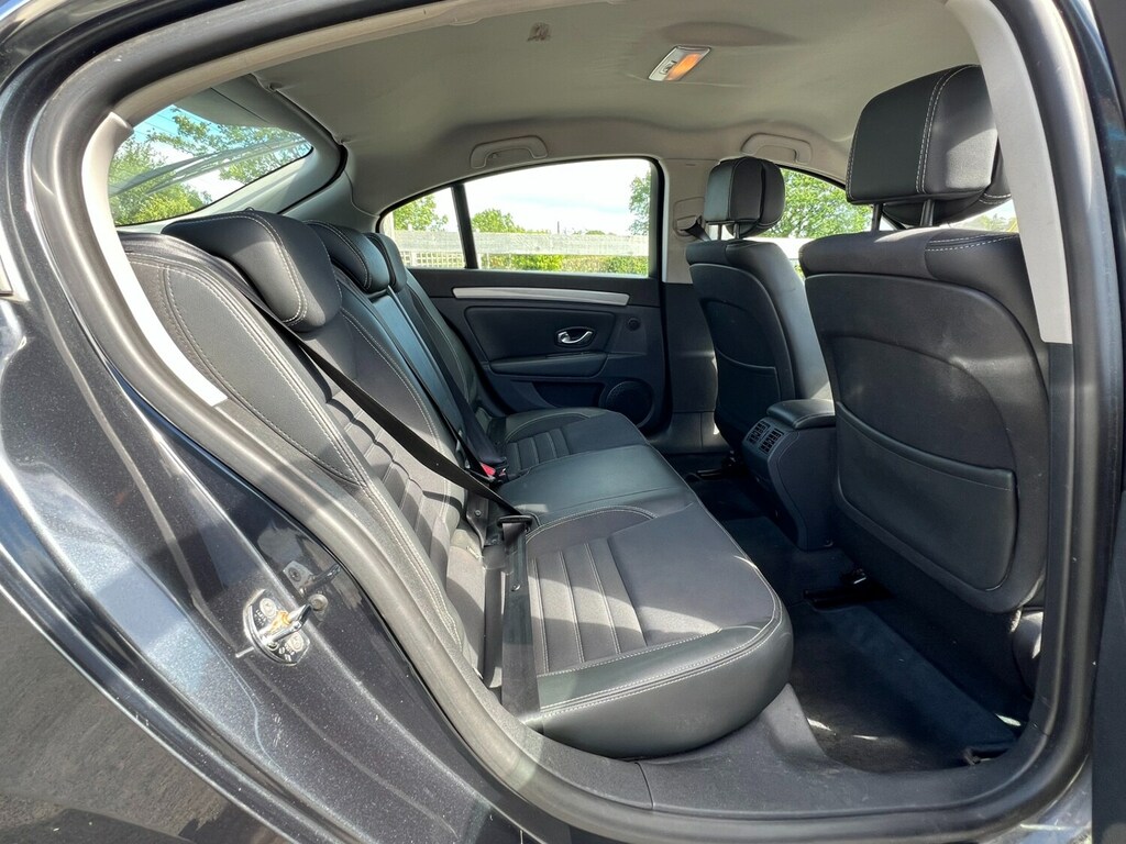 Renault Laguna 2L Dynamique Tomtom Black #18
