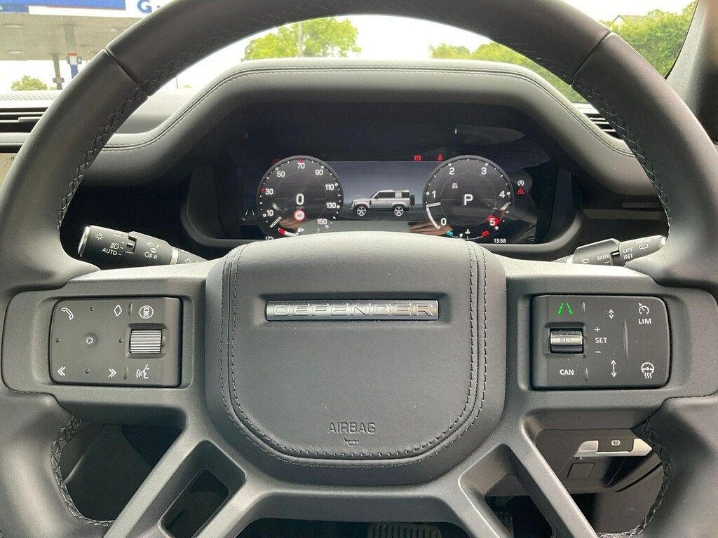 Land Rover Defender 3.0 D250 Mhev Black #11