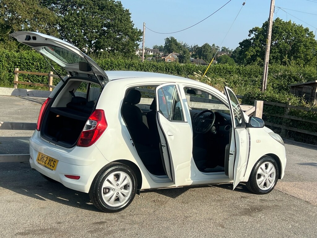 Hyundai I10 1.2 Active White #2
