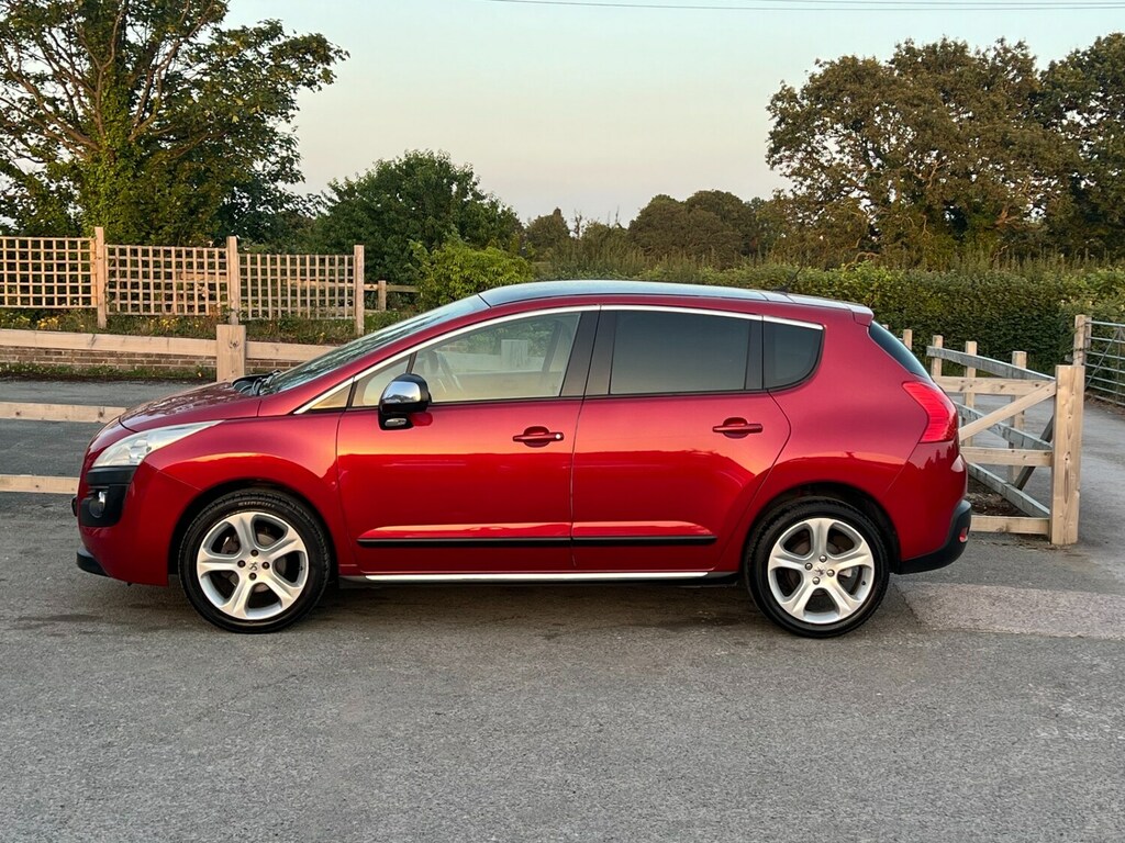 Peugeot 3008 1.6 Hdi 112 Active II Red #6