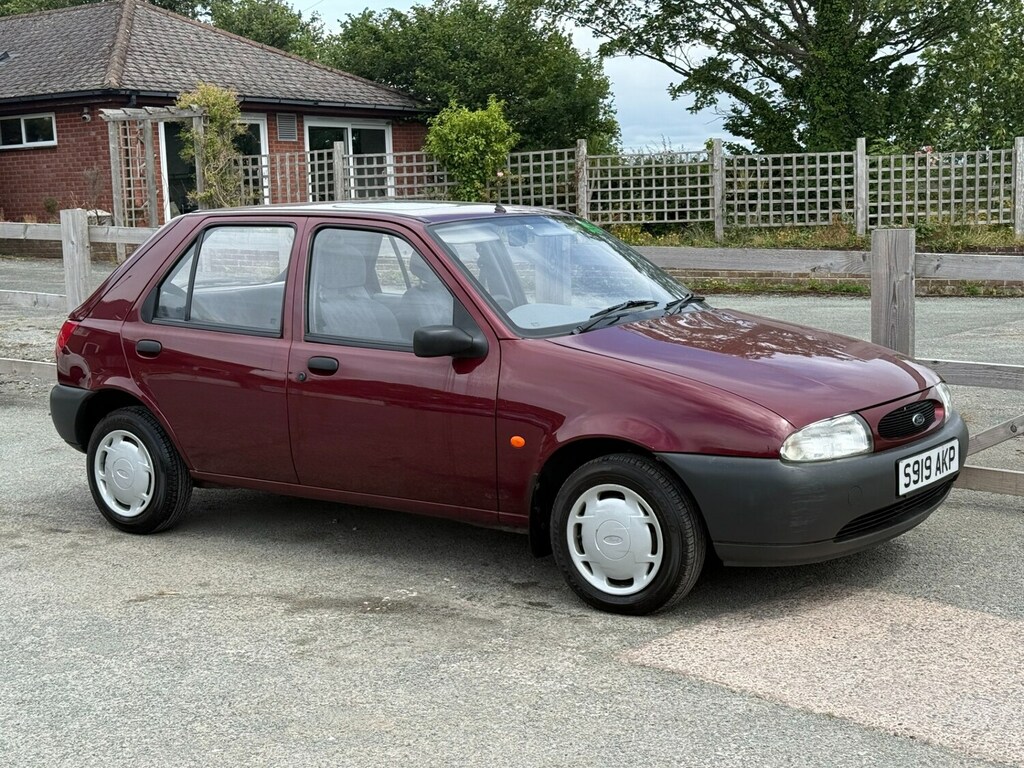 Ford Fiesta Hatchback 1998 Red #6
