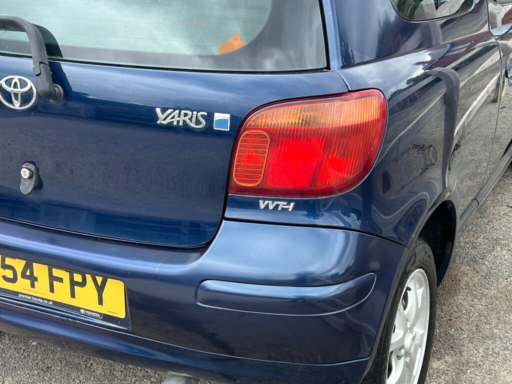 Toyota Yaris  Silver #4