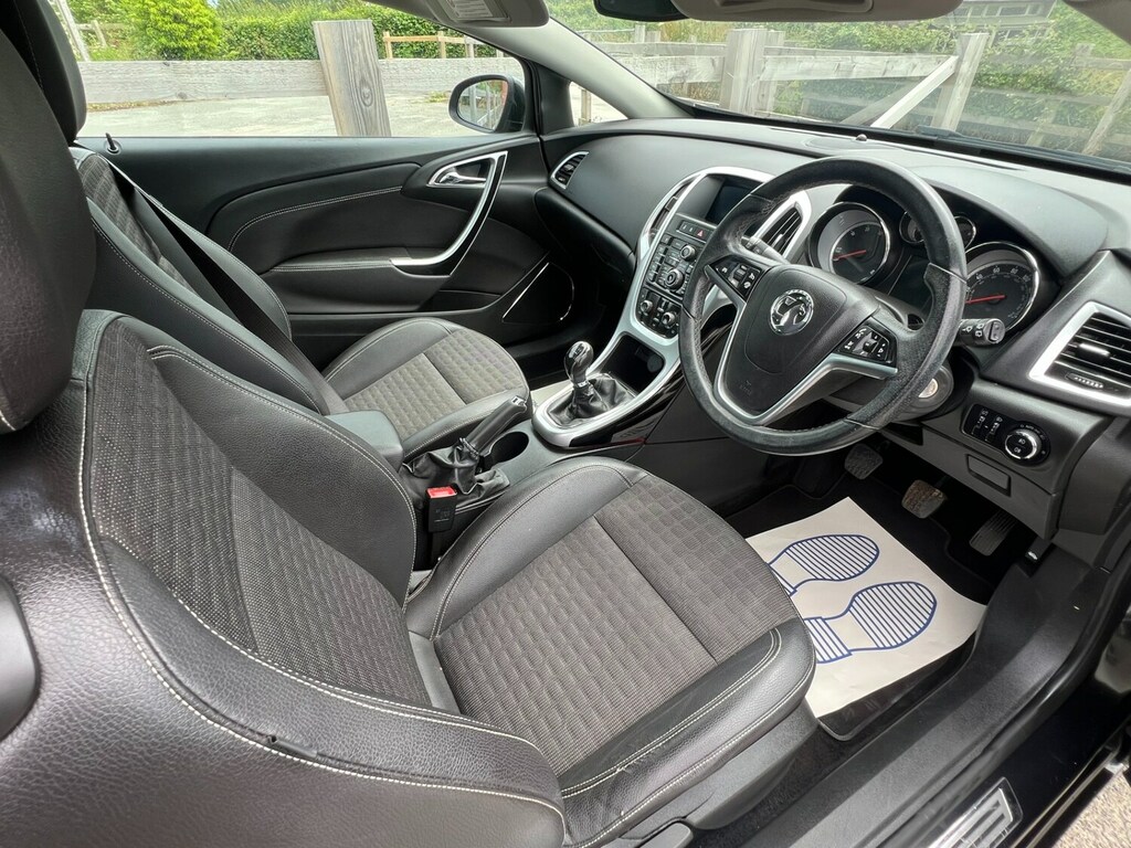 Vauxhall Astra GTC Gtc 2013 63 Black #16
