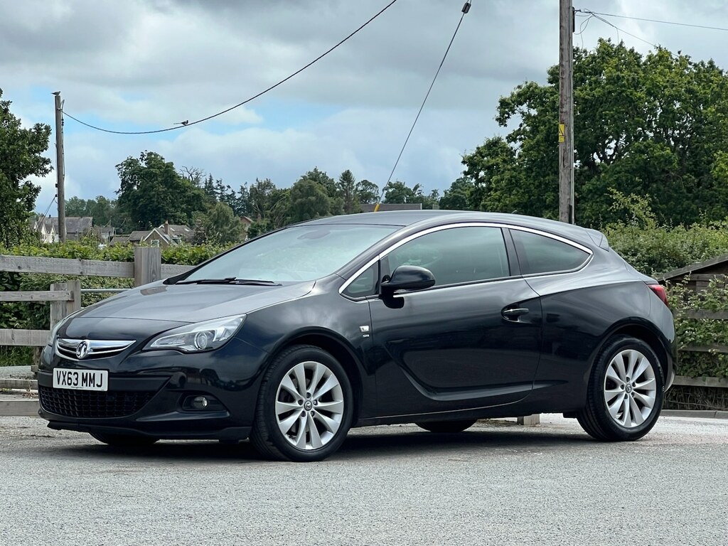 Vauxhall Astra GTC 2.0 Cdti 16V Sri Black
