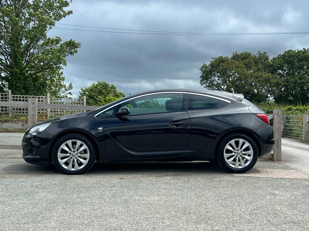 Vauxhall Astra GTC Gtc 2013 63 Black #17
