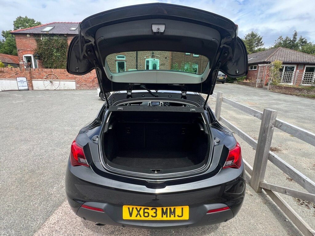 Vauxhall Astra GTC Gtc 2013 63 Black #10
