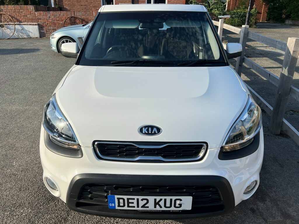 Kia Soul 1.6 Crdi 2 White #3