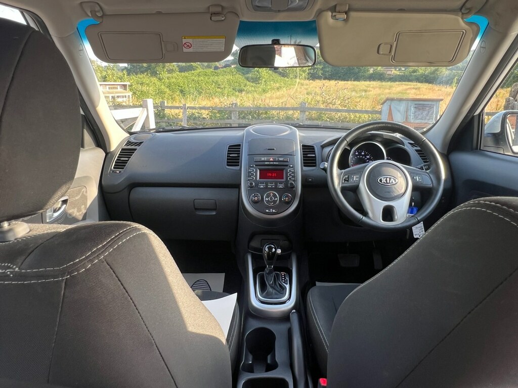 Kia Soul 1.6 Crdi 2 White #2
