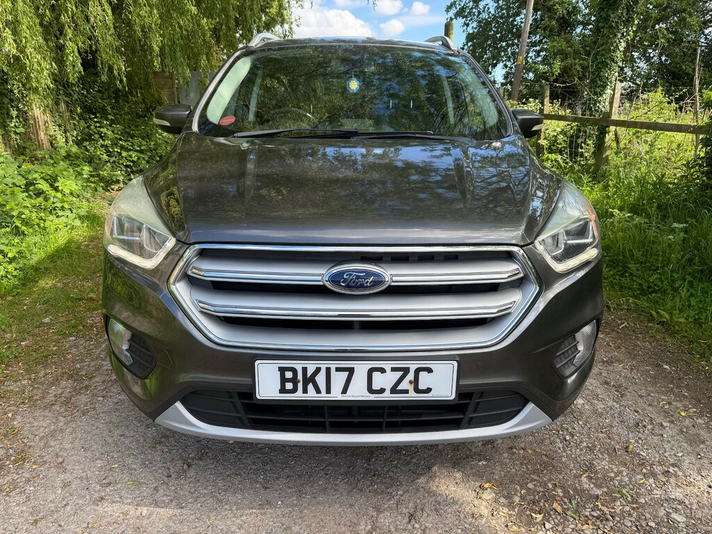 Ford Kuga 1.5 Tdci Titanium 2Wd Hatchback Grey #2