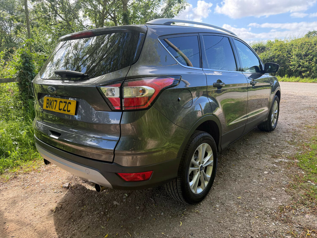 Ford Kuga 1.5 Tdci Titanium 2Wd Hatchback Grey #4
