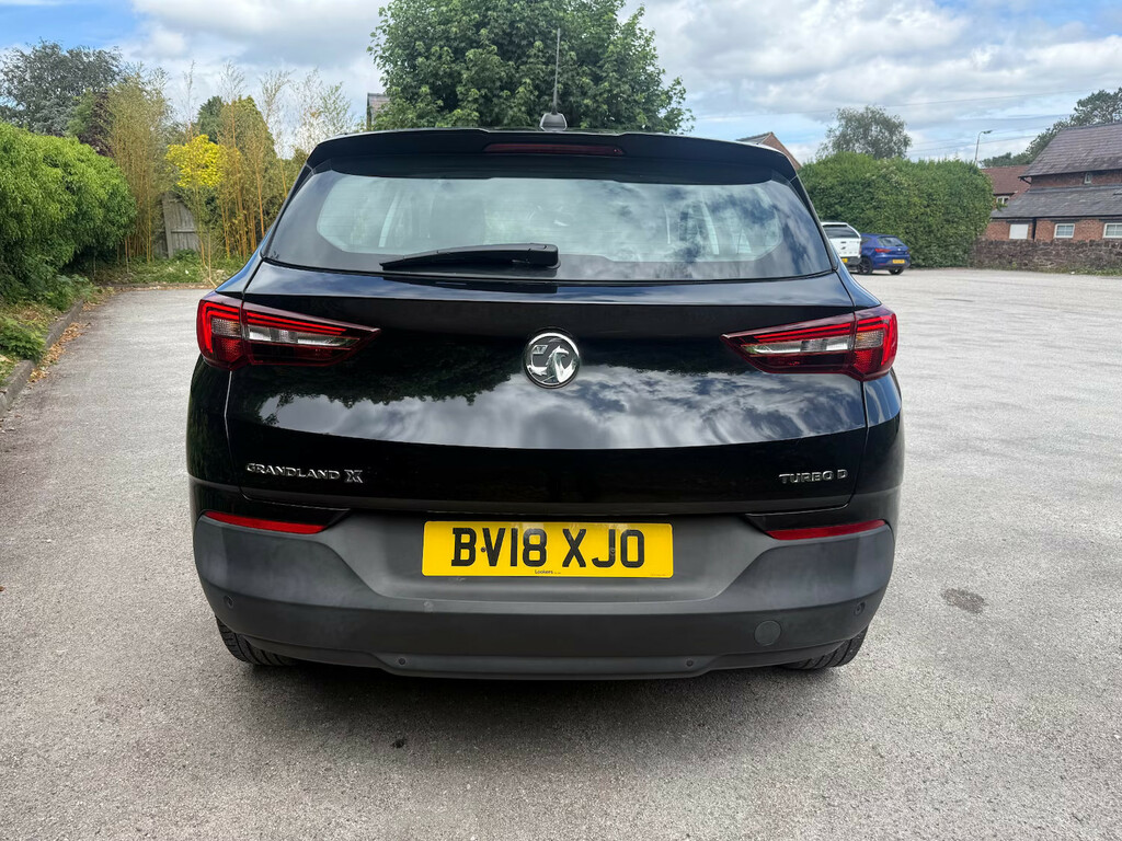 Vauxhall Grandland X 1.6 Turbo D Se Hatchback Black #5