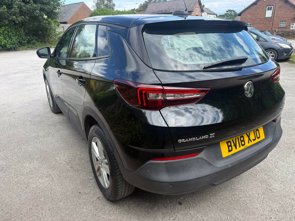 Vauxhall Grandland X 1.6 Turbo D Se Hatchback Black #6