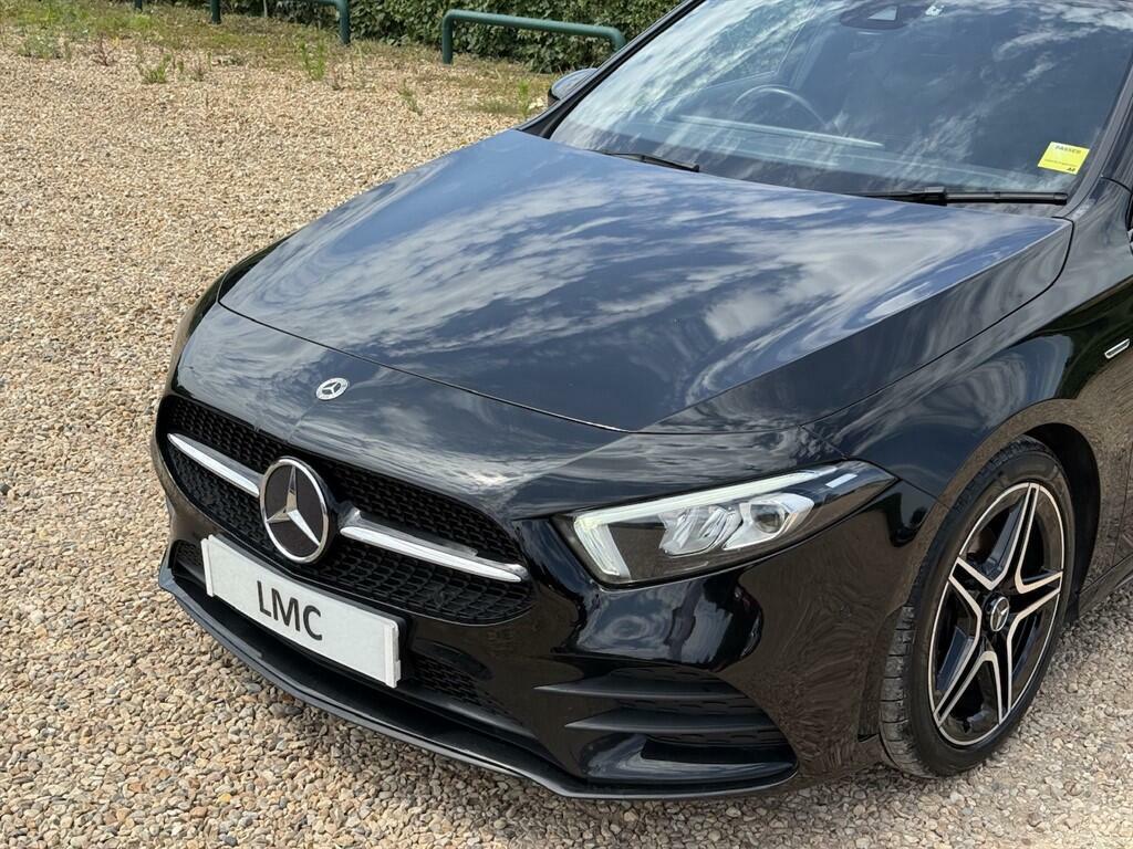 Mercedes-Benz A Class 1.3 A180 Amg Line Edition Executive 7G-dct Euro WD22OYU Black #5