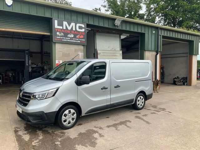 Renault Trafic 2.0 Dci Blue Sl30 Grey