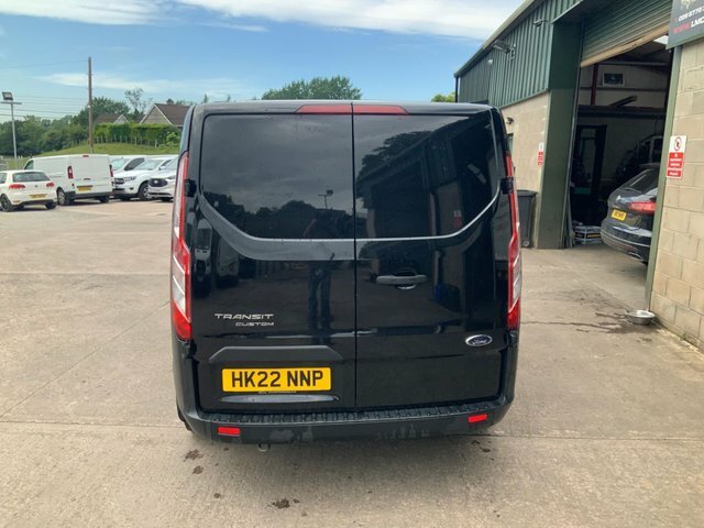 Ford Transit Custom 2.0 260 Ecoblue Leader HK22NNP Black