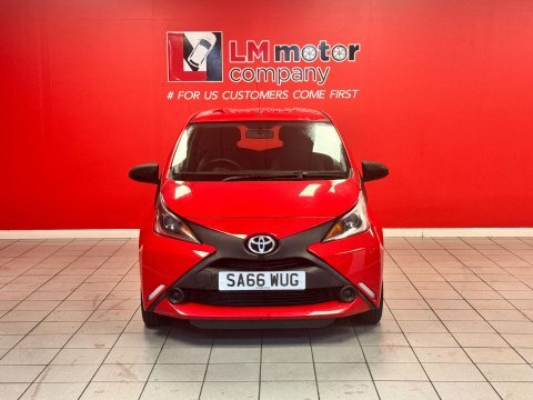 Toyota Aygo X Vvt-i 5dr Red #2