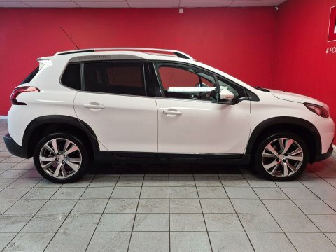 Peugeot 2008 1.6 2008 Allure SV67THK White #4