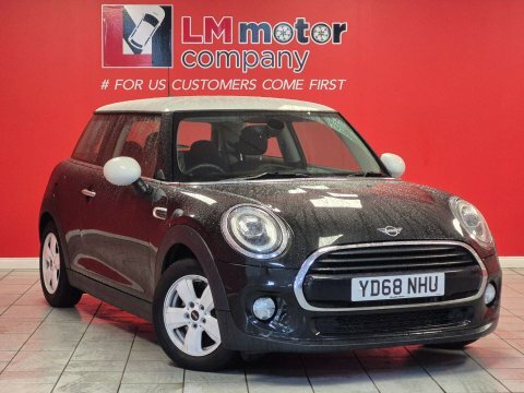 Mini Hatch 1.5 Cooper Black