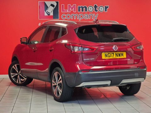 Nissan Qashqai 1.2 Qashqai N-connecta NG17NWM Red #3