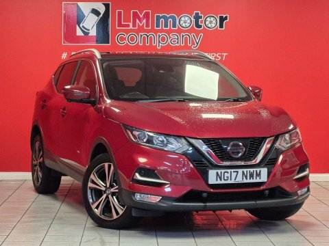 Nissan Qashqai 1.2 Qashqai N-connecta Red