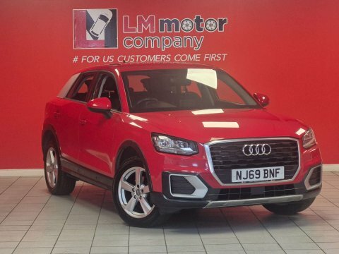 Audi Q2 1.6 Q2 Sport Red