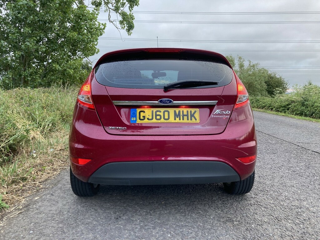 Ford Fiesta 1.25 Zetec White #13